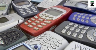 Starý mobil sem! – RECYKLOHRY